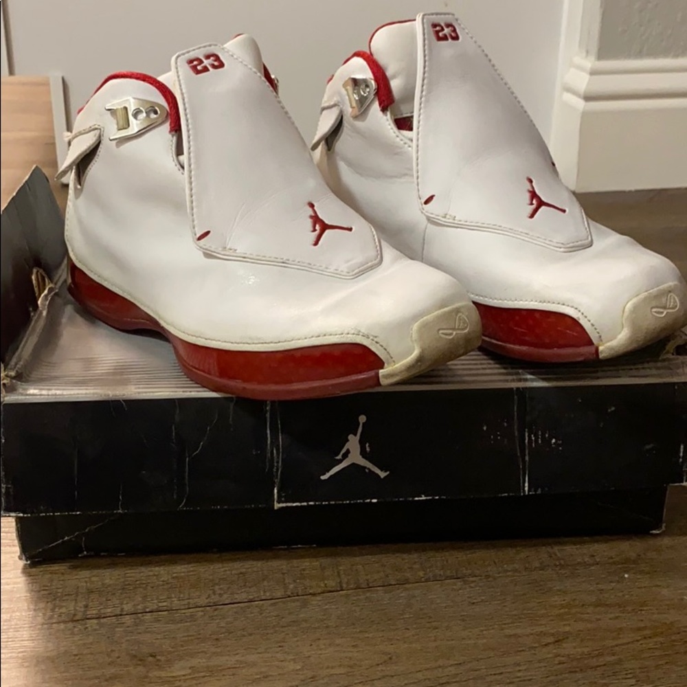 Air Jordan 18 OG size 6.5 Y white/red